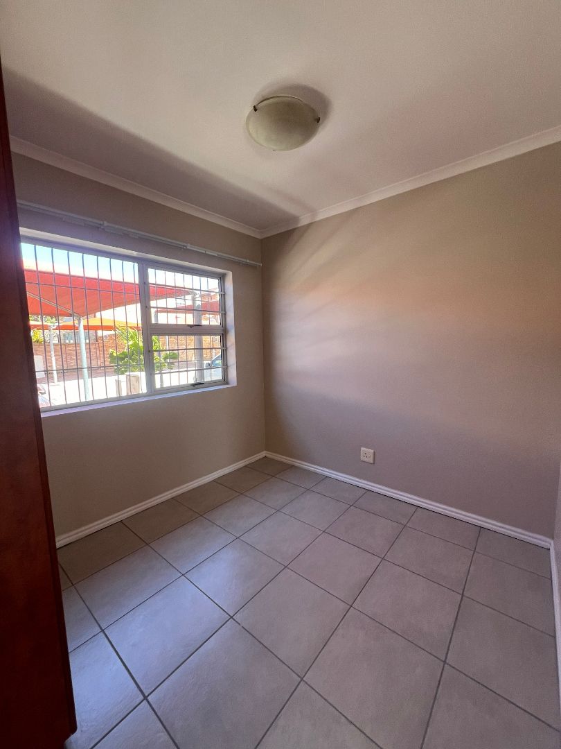 To Let 2 Bedroom Property for Rent in Walmer Heights Eastern Cape